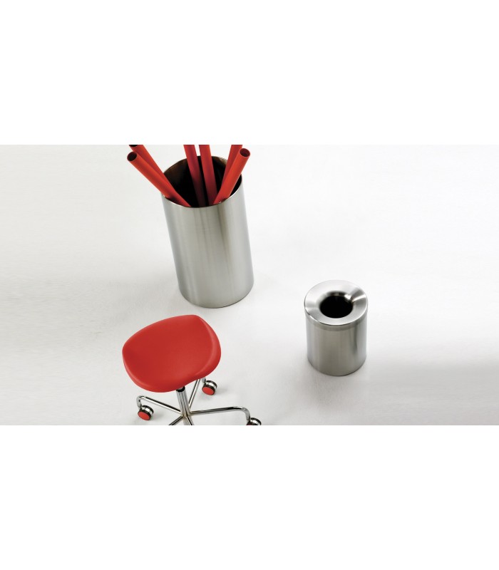 WELCOME stool on wheels | REXITE | Arredinitaly