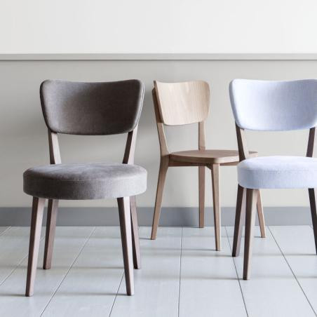 Vente en ligne de chaises en bois, métal et plastique - Arredinitaly