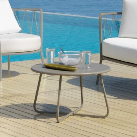 Small and low garden tables | Arredinitaly